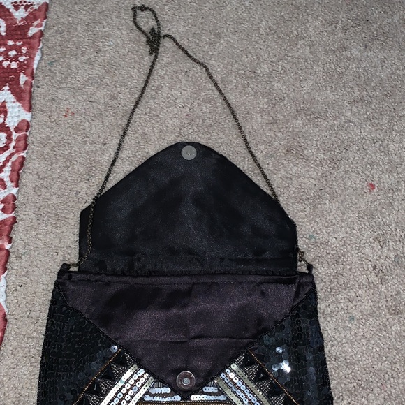 Black beaded bag - Picture 2 of 4